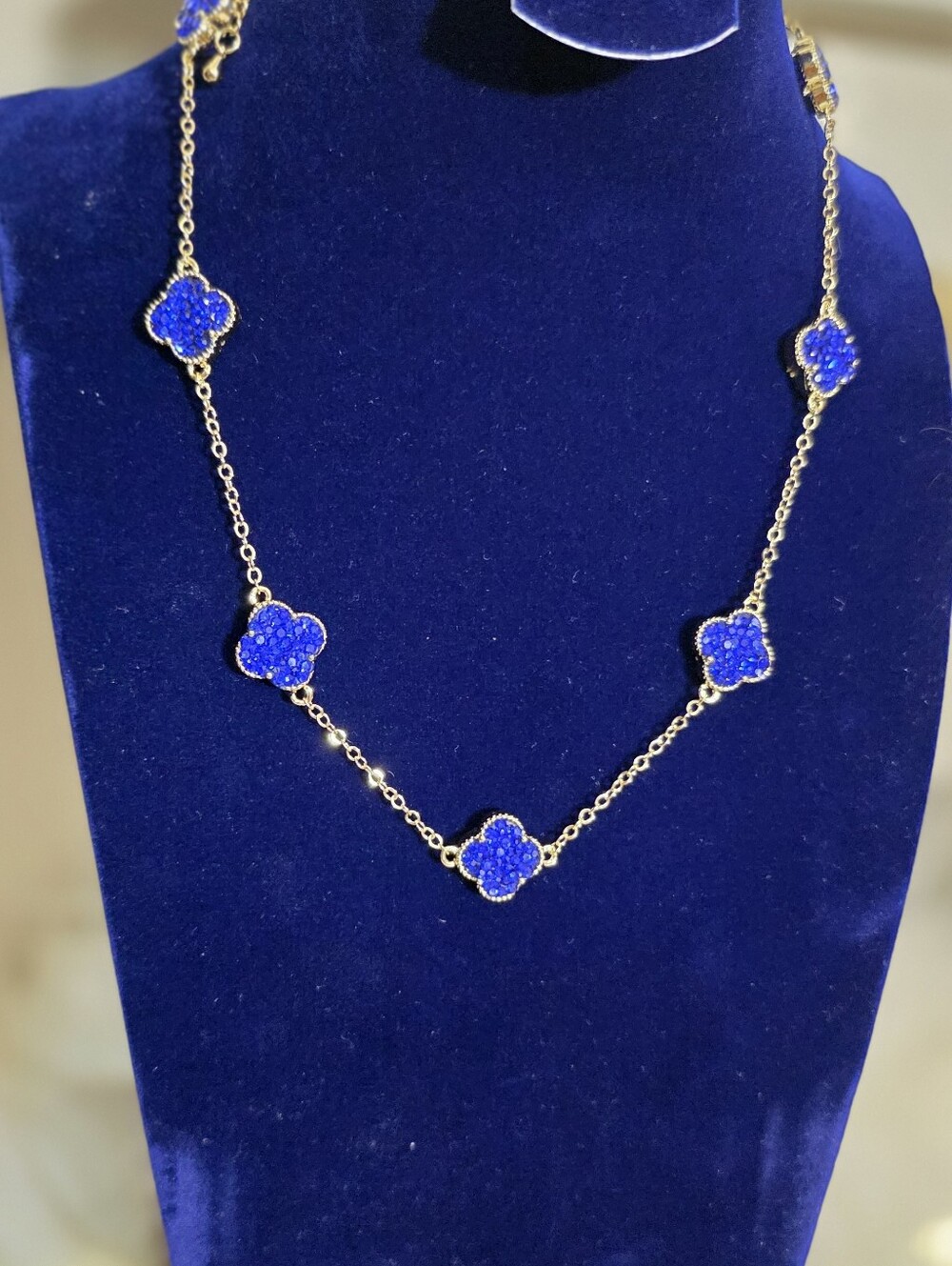 Gold Chain Necklace with Sparkling Blue Clover Pendants